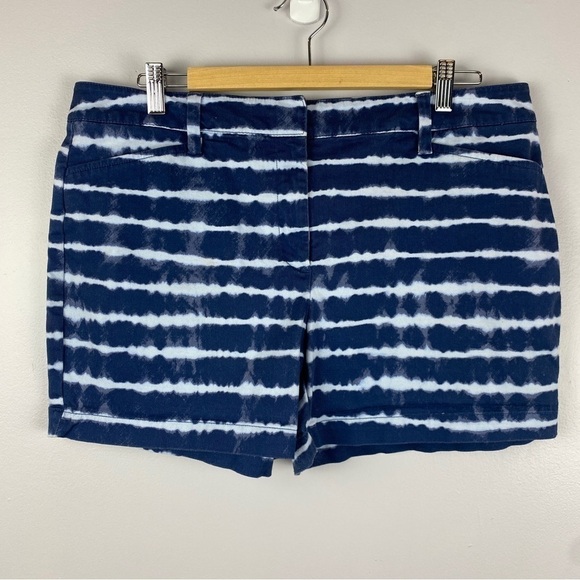 Lands' End Blue White Tie Dye Mid Rise Shorts Size 14 Petite - Picture 2 of 10
